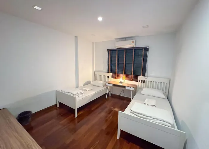Tartar & Nay Hostel เชียงใหม่